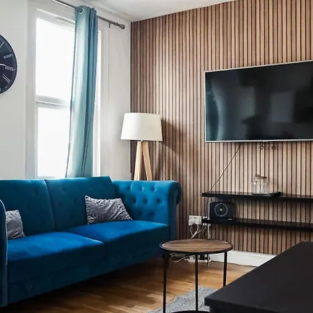 Modern Cosy 2 Bedroom House In Tooting London Exterior photo
